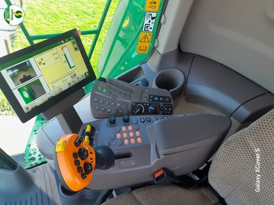 Moissonneuse batteuse John Deere T660HM