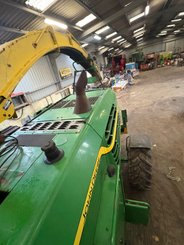 Ensileuse automotrice John Deere 7580 - 3