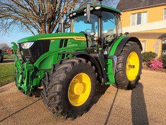 Tracteur agricole John Deere 6R155 - 1