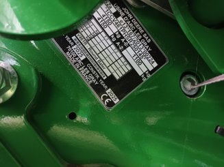Presse à balles rondes John Deere V461R - 1