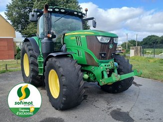 Tracteur agricole John Deere 6215R - 1