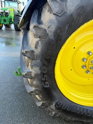 Tracteur agricole John Deere 6R155