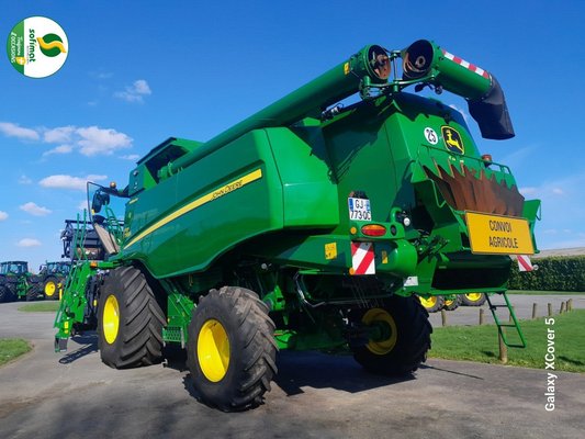 Moissonneuse batteuse John Deere T560HM