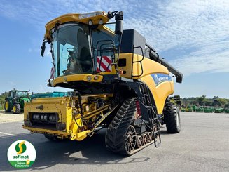 Moissonneuse batteuse New Holland CR9070 - 1