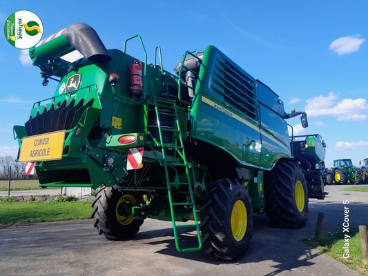 Moissonneuse batteuse John Deere T560HM