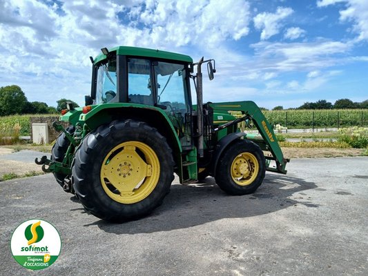 Tracteur agricole John Deere 6110CTC4RM