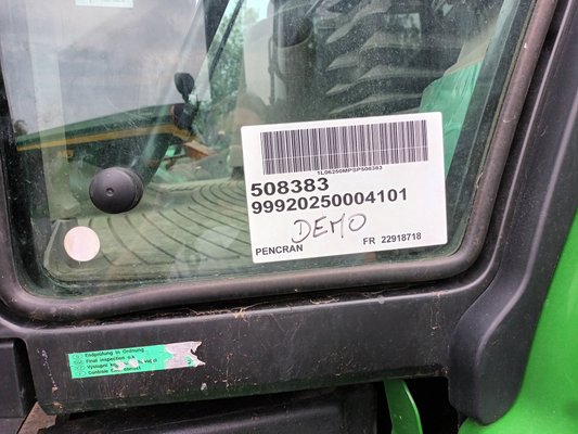 Tracteur agricole John Deere 6M250