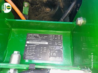 Moissonneuse batteuse John Deere T560HM - 11