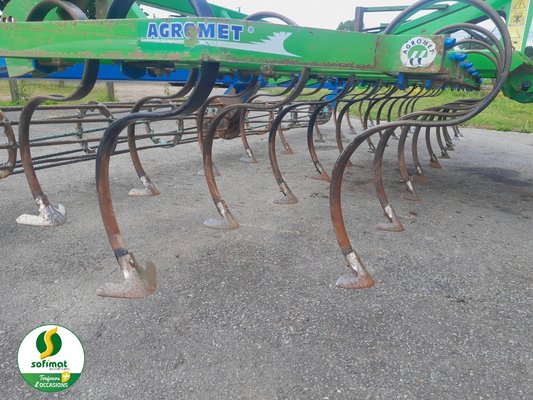 Déchaumeur Agromet VIBROCULTEUR