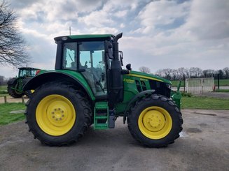 Tracteur agricole John Deere 6100M - 1