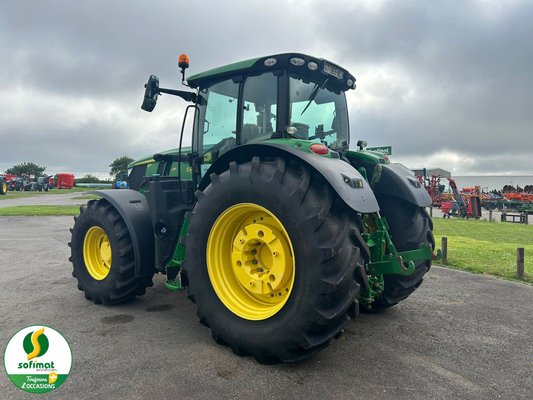 Tracteur agricole John Deere 6R215