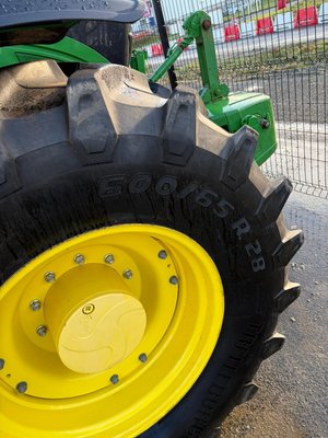 Tracteur agricole John Deere 6R155