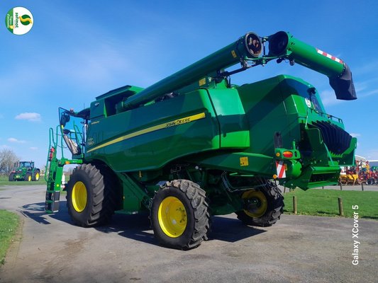 Moissonneuse batteuse John Deere T660HM