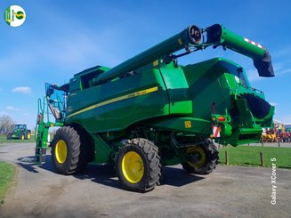 Moissonneuse batteuse John Deere T660HM - 2