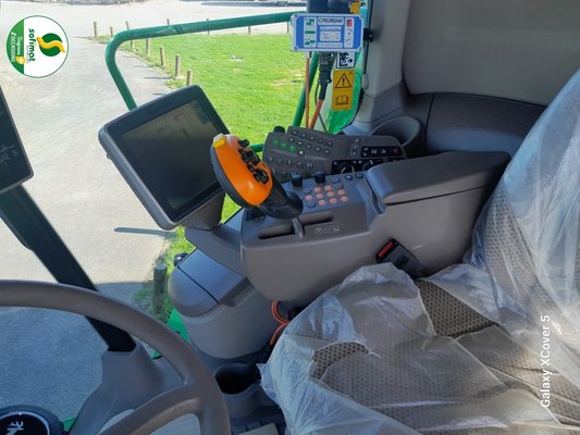 Moissonneuse batteuse John Deere T560HM