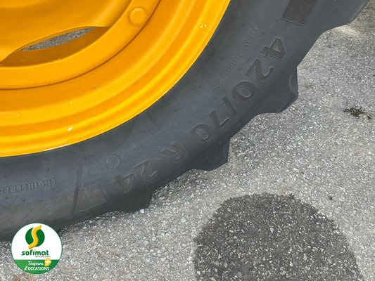 Tracteur agricole John Deere 6130M