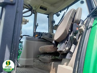 Tracteur agricole John Deere 6530 - 8