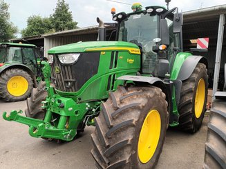 Tracteur agricole John Deere 6M250 - 1