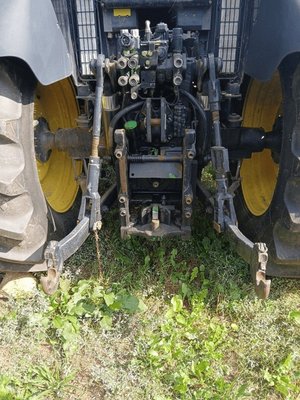 Tracteur agricole John Deere 6620
