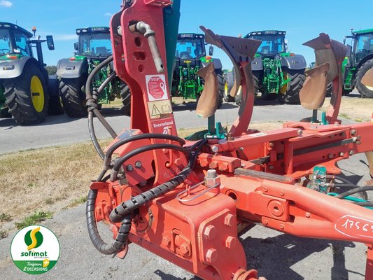 Charrue Kverneland ED100