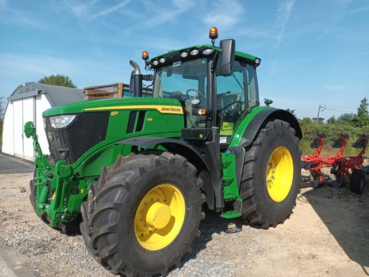 Tracteur agricole - 6R195