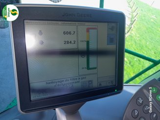 Moissonneuse batteuse John Deere T560HM - 16