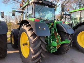 Tracteur agricole John Deere 6R155 - 1
