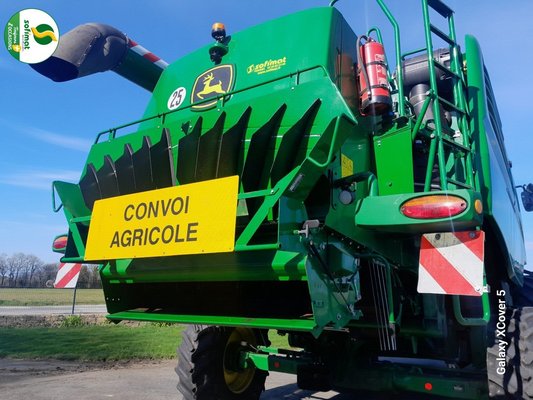 Moissonneuse batteuse John Deere T660HM