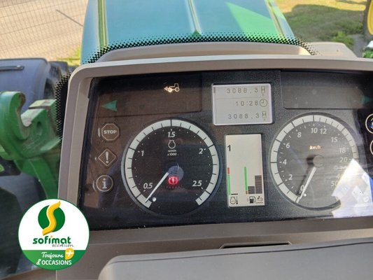 Tracteur agricole John Deere 6120M