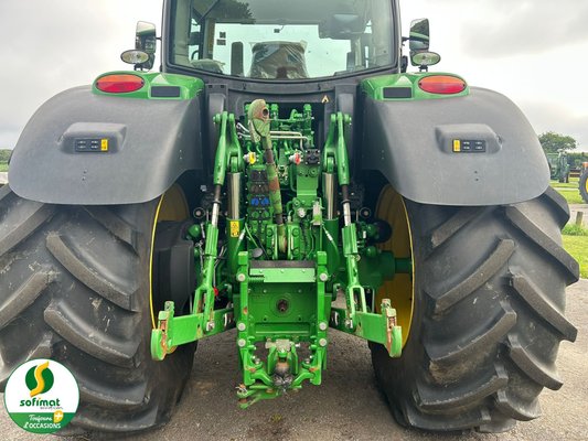 Tracteur agricole John Deere 6R215