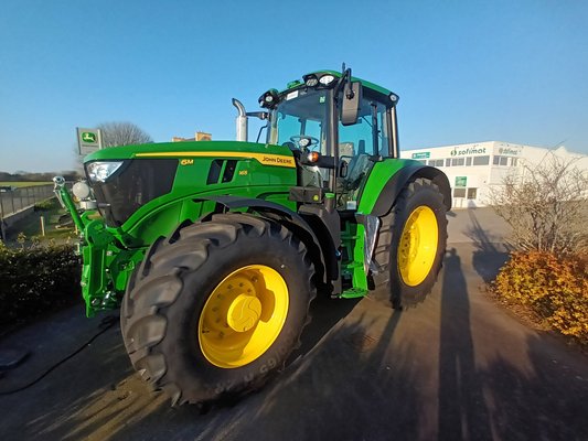 Tracteur agricole - 6M165