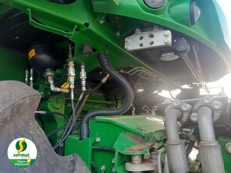 Ensileuse automotrice John Deere 9700 - 11