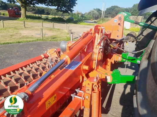 Herse rotative Kuhn HR4504DR