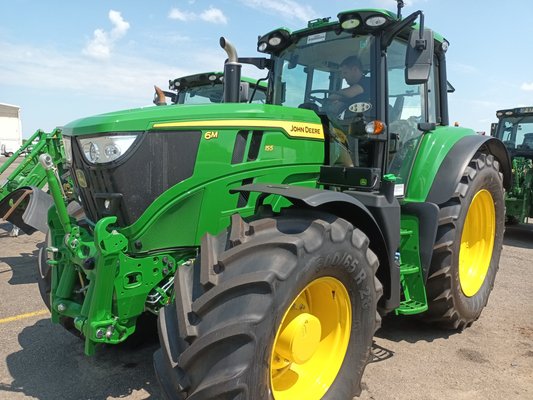 Tracteur agricole - 6M155