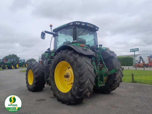 Tracteur agricole John Deere 6210R