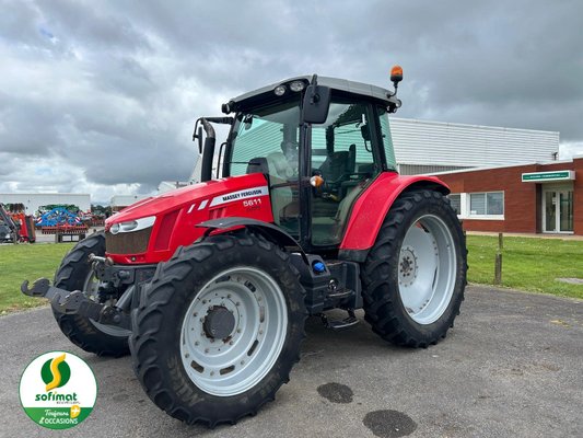 Tracteur agricole Massey Ferguson 5611