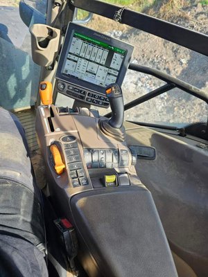Tracteur agricole John Deere 6R155