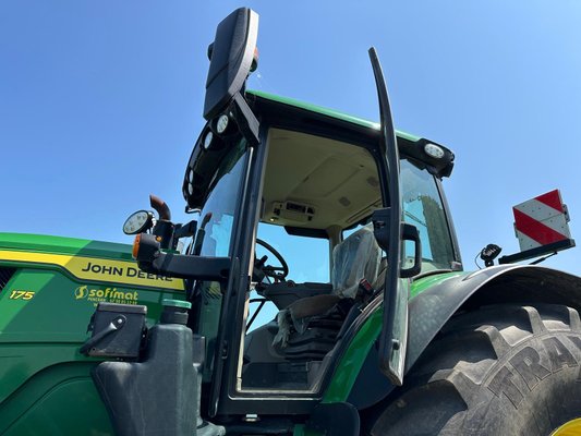 Tracteur agricole John Deere 6R175