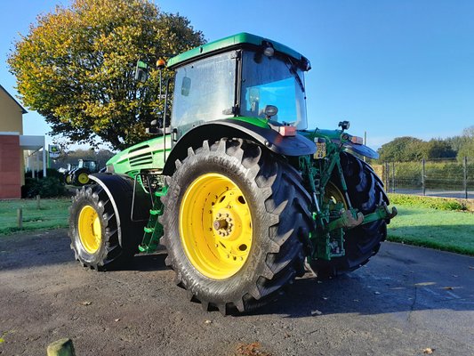 Tracteur agricole John Deere 7720