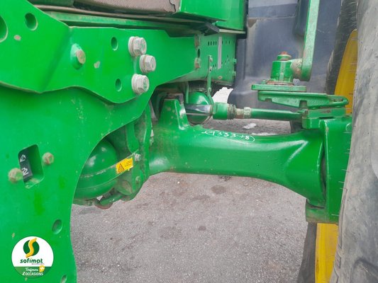 Tracteur agricole John Deere 6210R