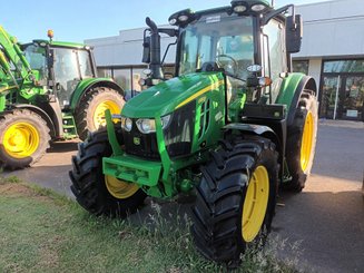 Tracteur agricole John Deere 6120M - 1