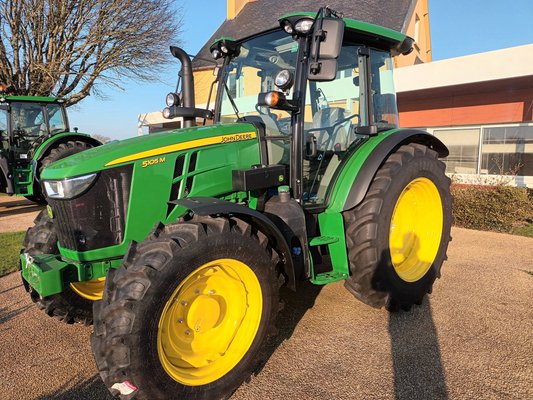 Tracteur agricole - 5105M