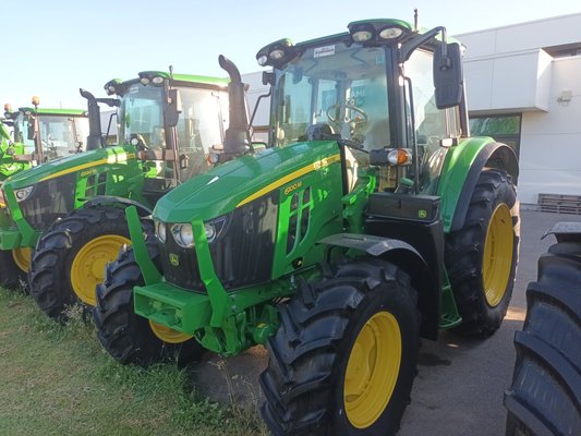 Tracteur agricole - 6100M