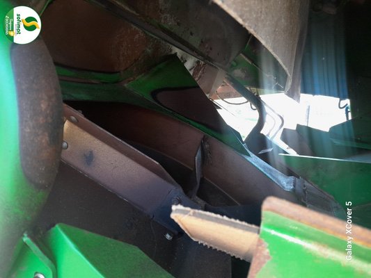 Moissonneuse batteuse John Deere T660HM