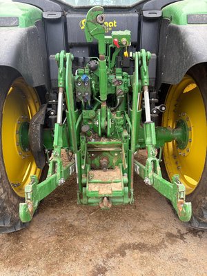 Tracteur agricole John Deere 6M140