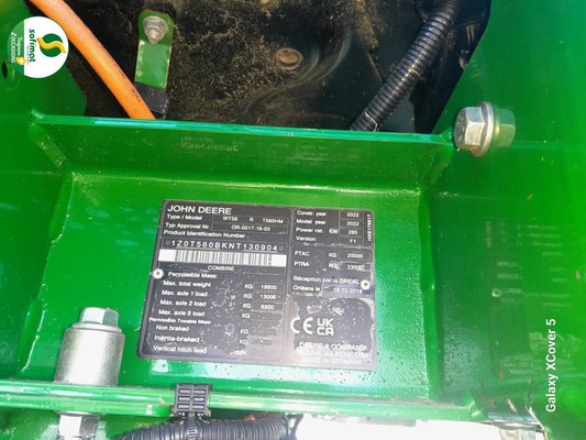 Moissonneuse batteuse John Deere T560HM