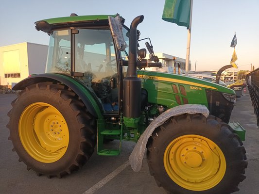 Tracteur agricole - 5105M
