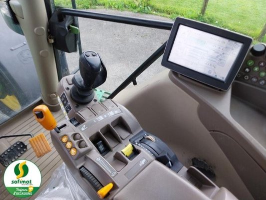 Tracteur agricole John Deere 6150R