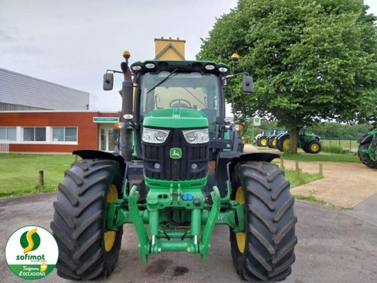 Tracteur agricole John Deere 6150R