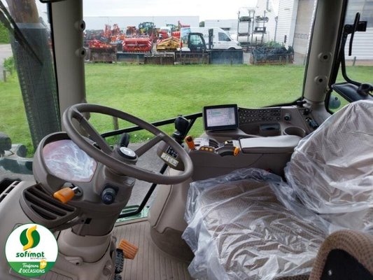 Tracteur agricole John Deere 6150R